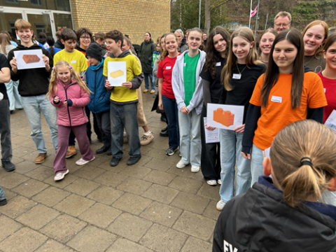 Grundschüler lernen das vielfältige Programm kennen